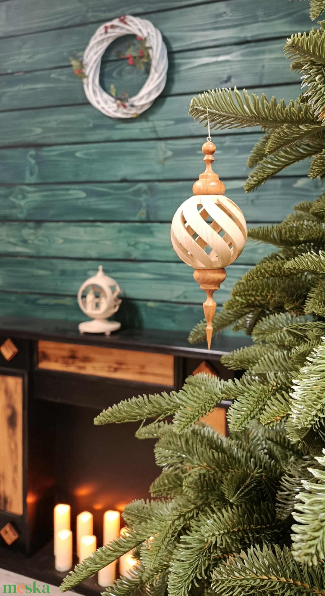 Karácsonyfadísz-Kis cseresznye spirál gömb - karácsony - karácsonyi lakásdekoráció - karácsonyfadíszek - Meska.hu