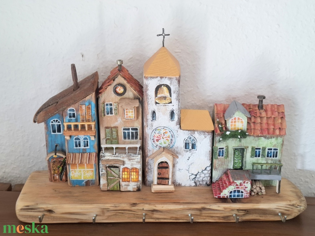 Nekeresd kulcsakasztó városka-polcocska - otthon & életmód - dekoráció - fali és függő dekoráció - fali kulcstartó - Meska.hu Nekeresd kulcsakasztó városka-polcocska - otthon & életmód - dekoráció - fali és függő dekoráció - fali kulcstartó - Meska.hu