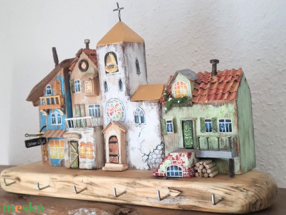 Nekeresd kulcsakasztó városka-polcocska - otthon & életmód - dekoráció - fali és függő dekoráció - fali kulcstartó - Meska.hu Nekeresd kulcsakasztó városka-polcocska - otthon & életmód - dekoráció - fali és függő dekoráció - fali kulcstartó - Meska.hu