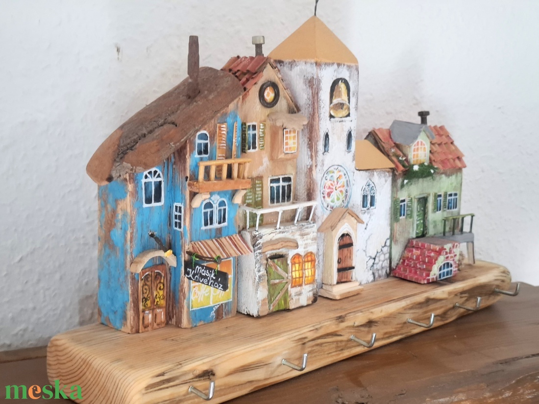 Nekeresd kulcsakasztó városka-polcocska - otthon & életmód - dekoráció - fali és függő dekoráció - fali kulcstartó - Meska.hu Nekeresd kulcsakasztó városka-polcocska - otthon & életmód - dekoráció - fali és függő dekoráció - fali kulcstartó - Meska.hu