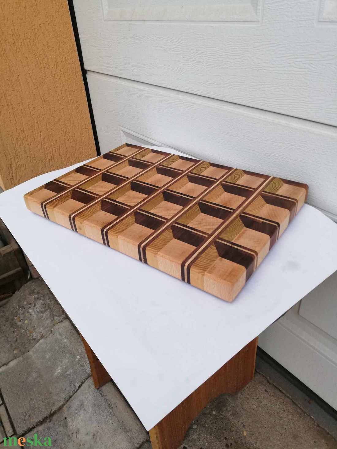 Vágódeszka 3D mintával - otthon & életmód - konyhafelszerelés, tálalás - sütés, főzés - vágódeszka - Meska.hu Vágódeszka 3D mintával - otthon & életmód - konyhafelszerelés, tálalás - sütés, főzés - vágódeszka - Meska.hu