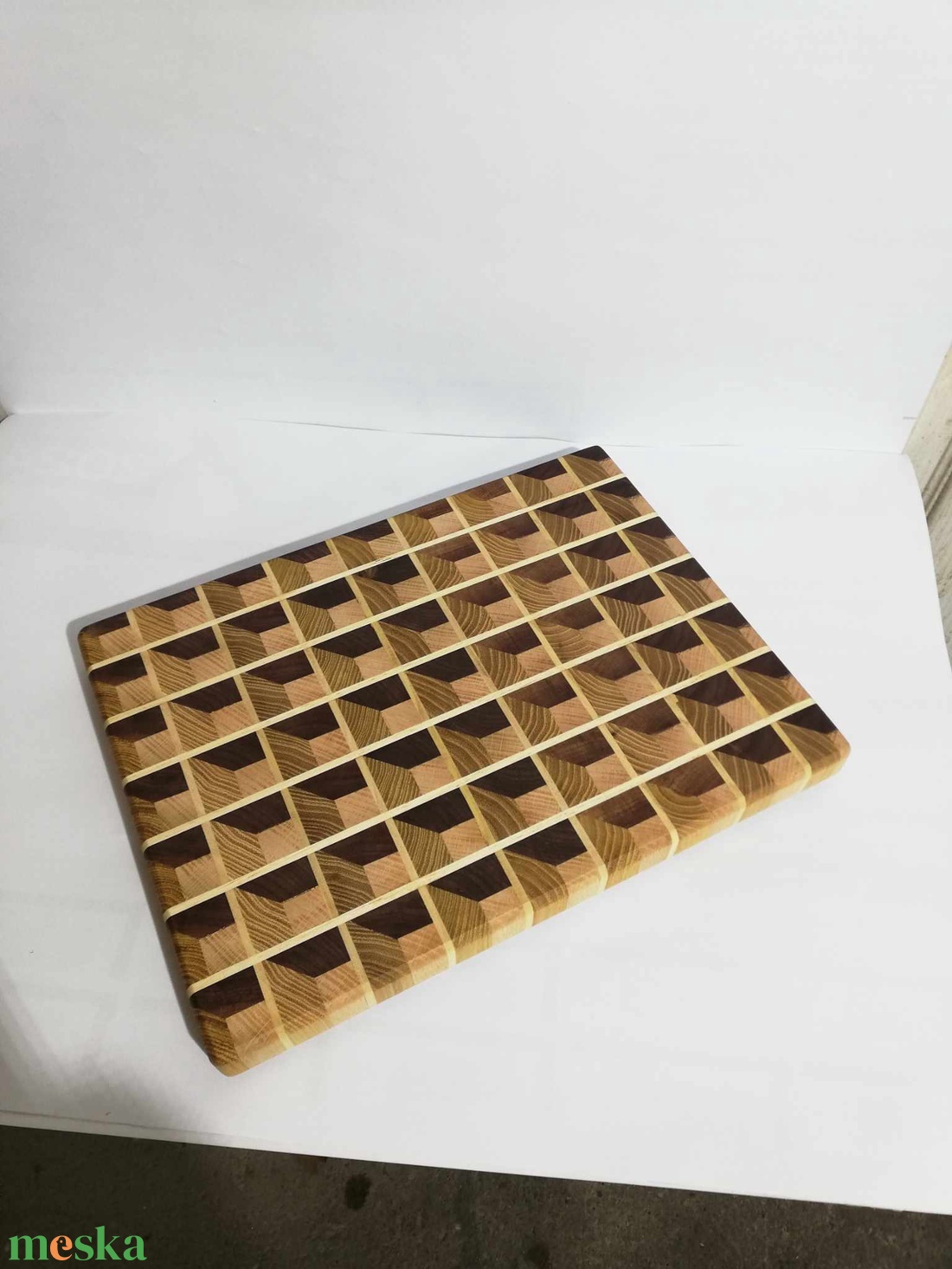 Vágódeszka 3D mintával - otthon & életmód - konyhafelszerelés, tálalás - sütés, főzés - vágódeszka - Meska.hu Vágódeszka 3D mintával - otthon & életmód - konyhafelszerelés, tálalás - sütés, főzés - vágódeszka - Meska.hu