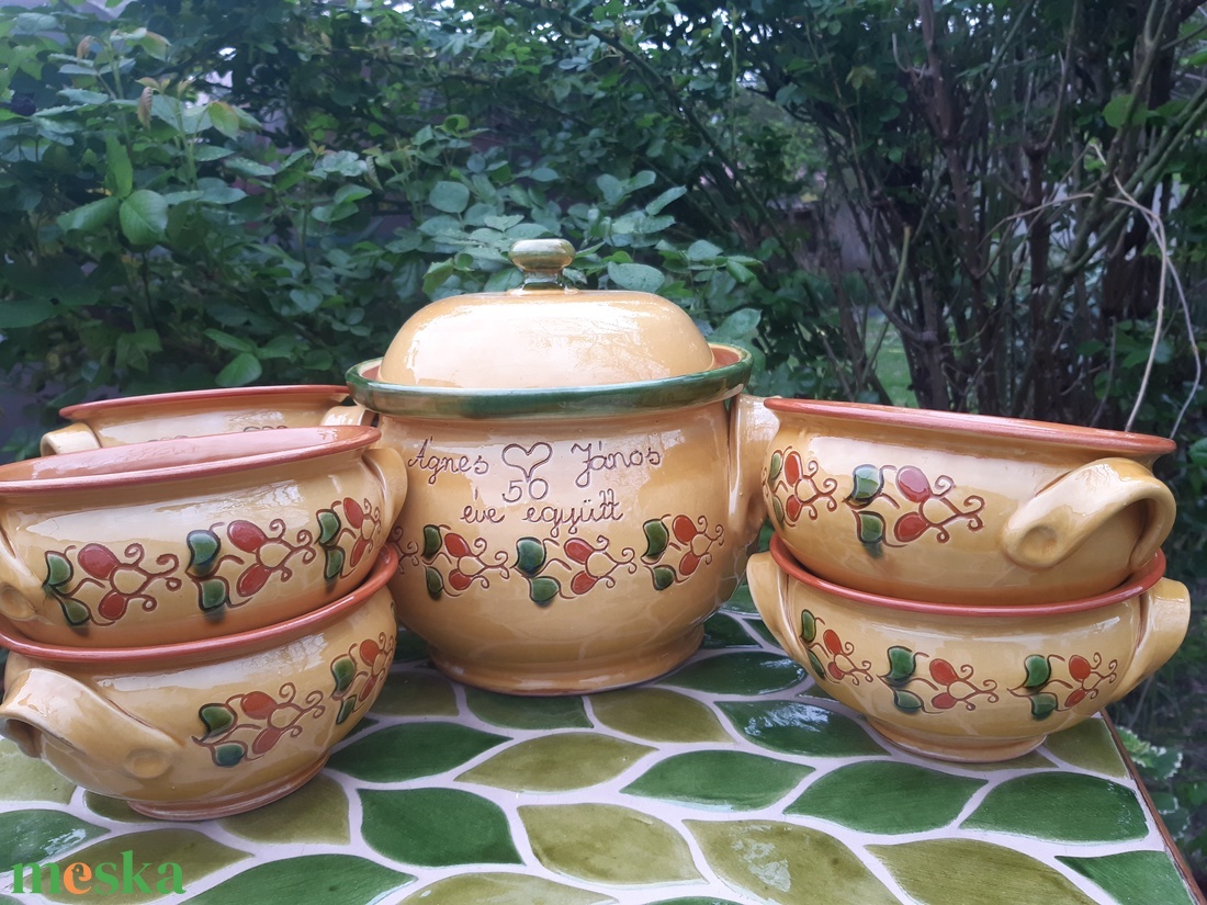 Tulipános gulyástálak - otthon & életmód - konyhafelszerelés, tálalás - flaska, csatos üveg - Meska.hu Tulipános gulyástálak - otthon & életmód - konyhafelszerelés, tálalás - flaska, csatos üveg - Meska.hu