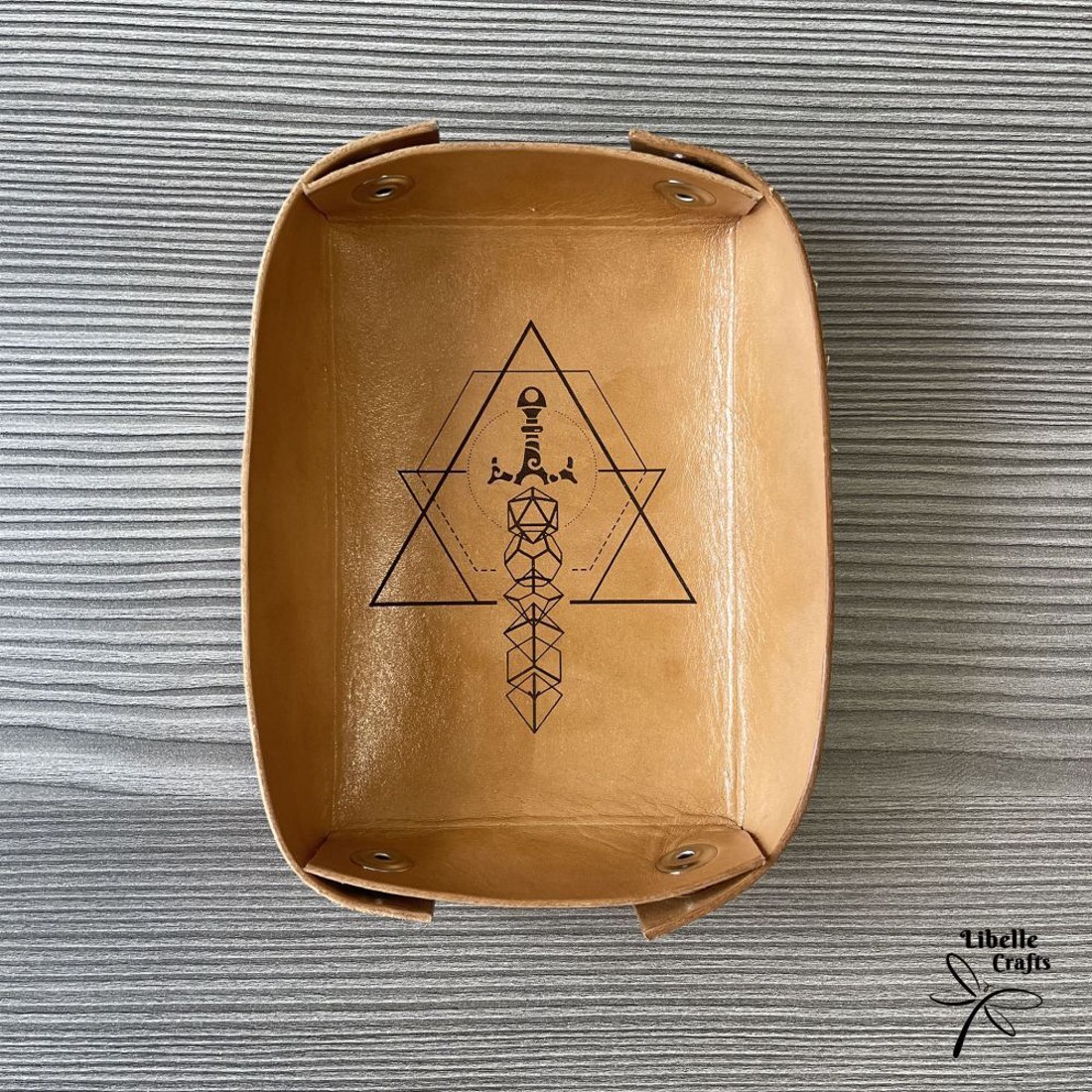 Kockákból épült kardos kockadobó tálca - játék & sport - szerepjáték - Meska.hu