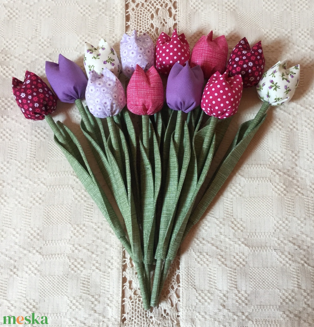 Textil tulipán / szett: 12 db/ ingyen ajándékkísérővel - otthon & életmód - dekoráció - virágdísz és tartó - csokor & virágdísz - Meska.hu