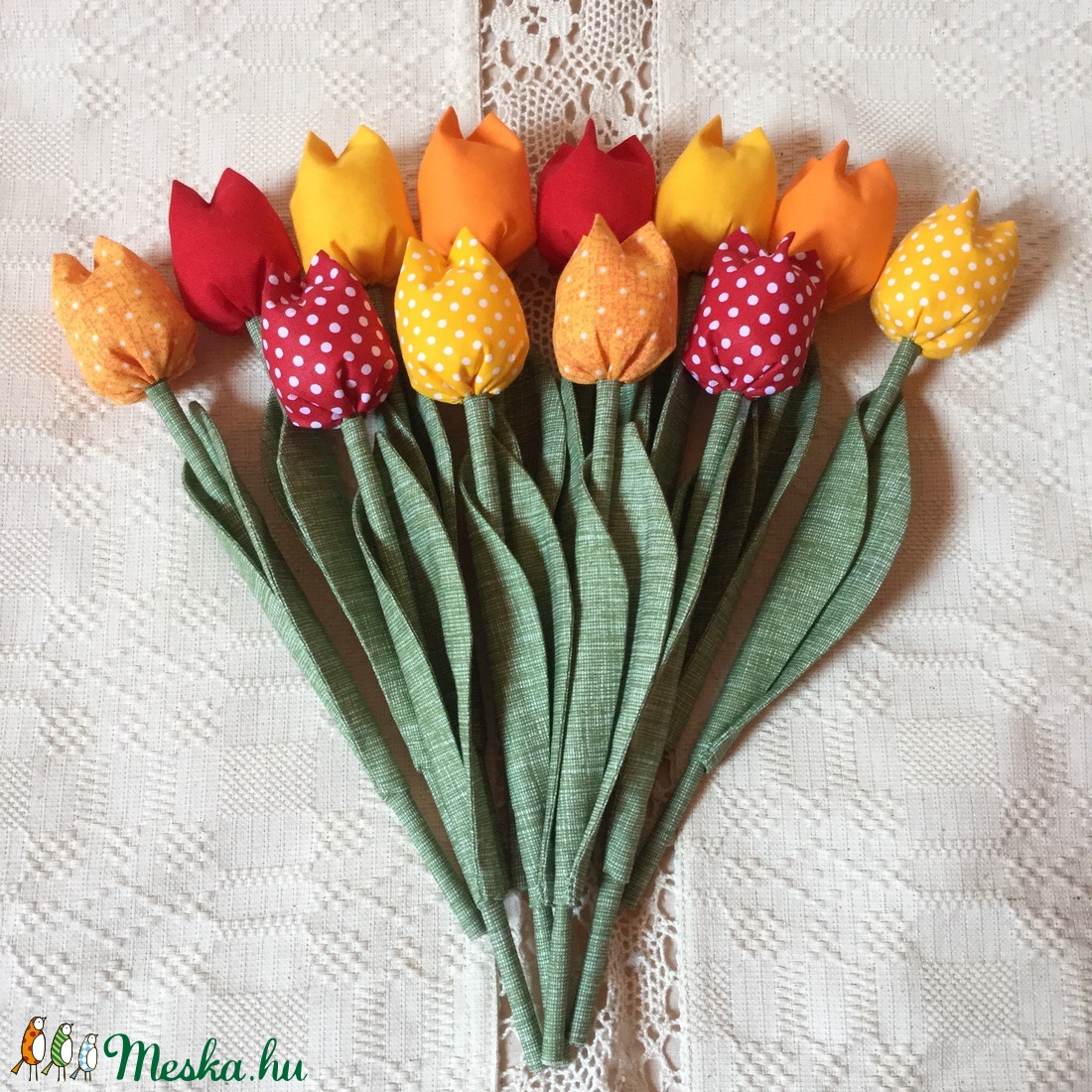 Textil tulipán /szett: 12 db/ ingyen ajándékkísérővel - otthon & életmód - dekoráció - Meska.hu Textil tulipán /szett: 12 db/ ingyen ajándékkísérővel - otthon & életmód - dekoráció - Meska.hu