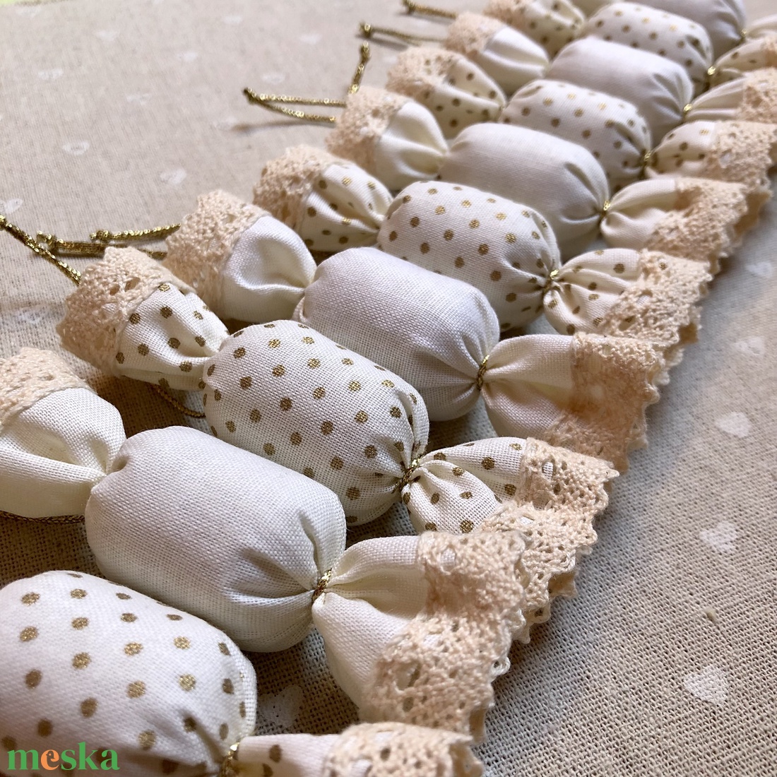 Textil szaloncukor /szett: 10 db/ - karácsony - karácsonyi lakásdekoráció - karácsonyfadíszek - Meska.hu Textil szaloncukor /szett: 10 db/ - karácsony - karácsonyi lakásdekoráció - karácsonyfadíszek - Meska.hu