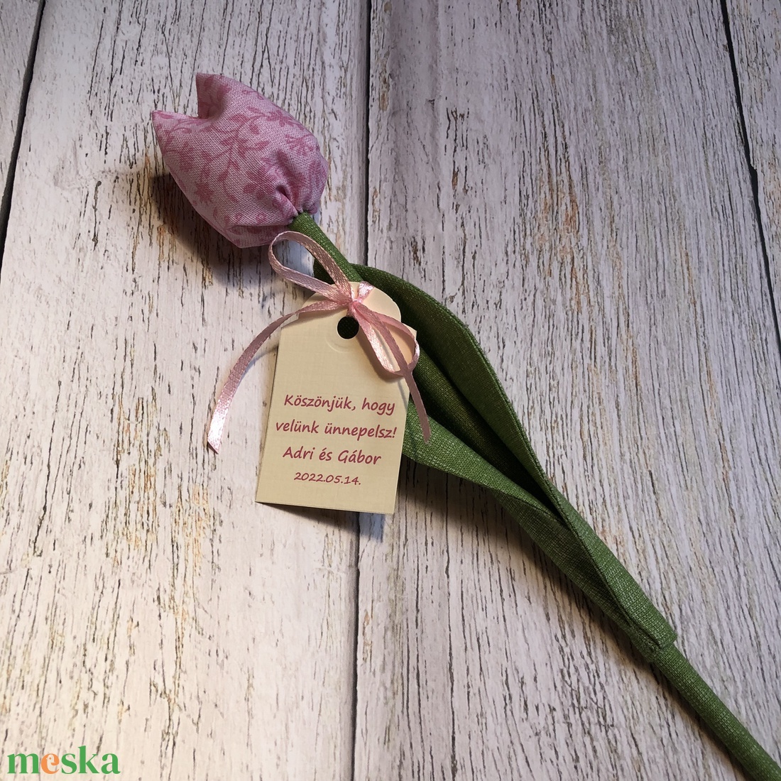 Esküvői köszönetajándék, textil tulipán, szatén szalag, köszönőajándék, ajándék, tulipán - esküvő - emlék & ajándék - köszönőajándék - Meska.hu Esküvői köszönetajándék, textil tulipán, szatén szalag, köszönőajándék, ajándék, tulipán - esküvő - emlék & ajándék - köszönőajándék - Meska.hu