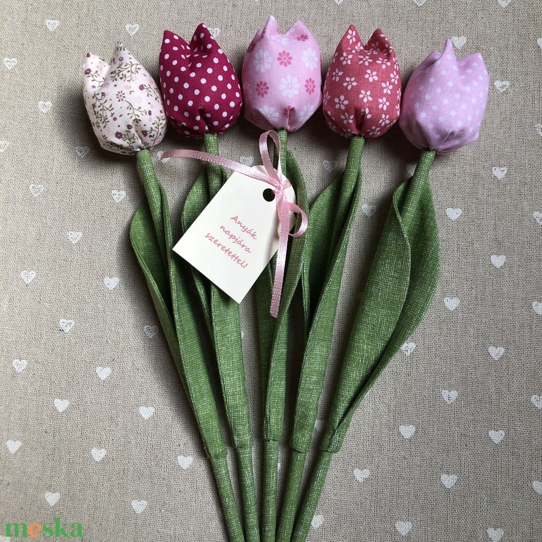 Anyák napi textil tulipánok / szett: 5 db/ ingyen ajándékkísérővel - otthon & életmód - dekoráció - virágdísz és tartó - csokor & virágdísz - Meska.hu Anyák napi textil tulipánok / szett: 5 db/ ingyen ajándékkísérővel - otthon & életmód - dekoráció - virágdísz és tartó - csokor & virágdísz - Meska.hu