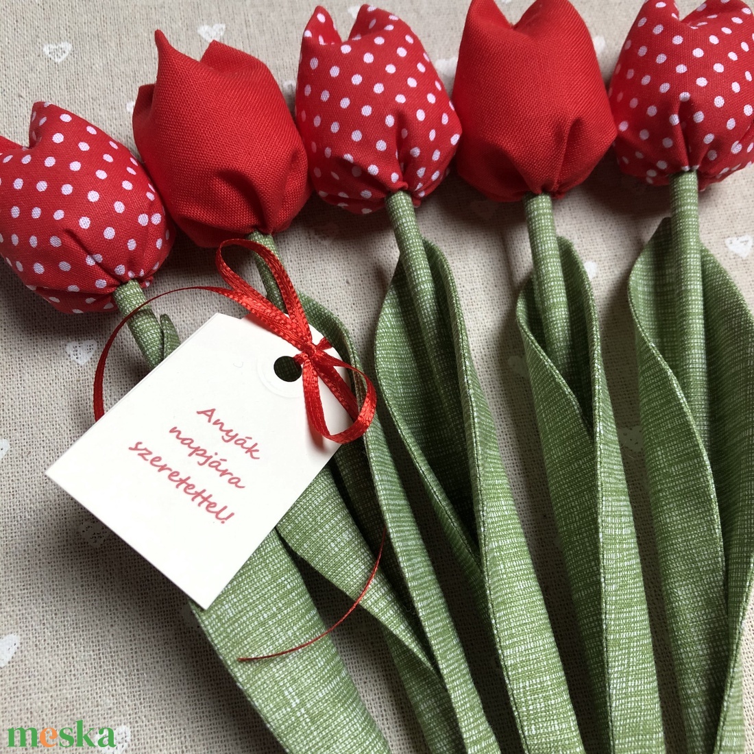 Anyák napi textil tulipánok / szett: 5 db/ ingyen ajándékkísérővel - otthon & életmód - dekoráció - virágdísz és tartó - csokor & virágdísz - Meska.hu Anyák napi textil tulipánok / szett: 5 db/ ingyen ajándékkísérővel - otthon & életmód - dekoráció - virágdísz és tartó - csokor & virágdísz - Meska.hu