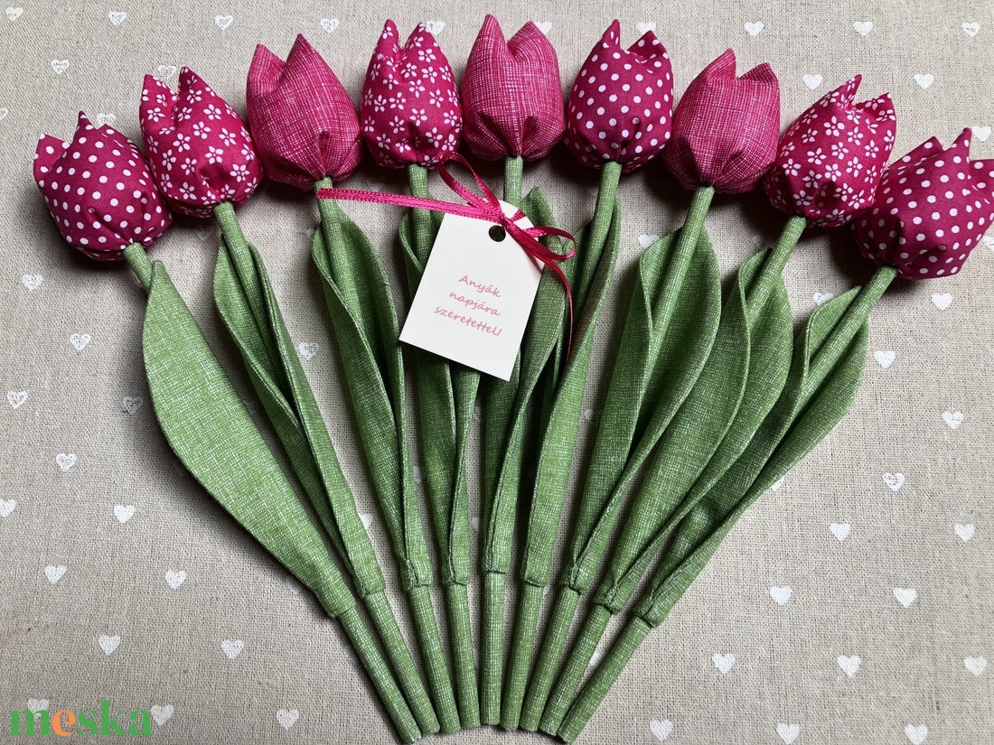 Anyák napi textil tulipánok / szett: 9 db/ ingyen ajándékkísérővel - otthon & lakás - dekoráció - virágdísz és tartó - csokor & virágdísz - Meska.hu