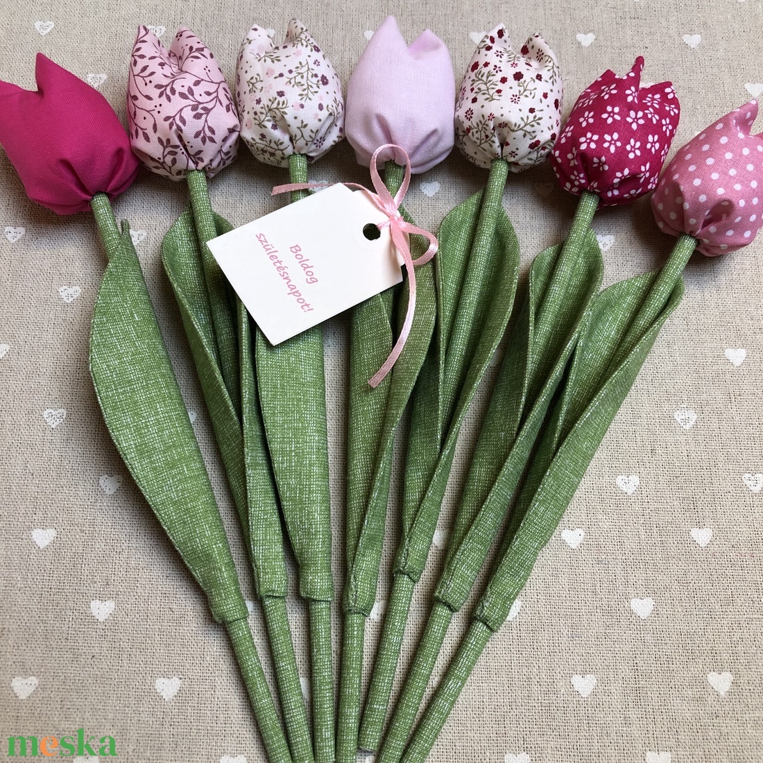 Születésnapi textil tulipánok /szett: 7 db/ ajándékkártyával - otthon & életmód - dekoráció - virágdísz és tartó - csokor & virágdísz - Meska.hu Születésnapi textil tulipánok /szett: 7 db/ ajándékkártyával - otthon & életmód - dekoráció - virágdísz és tartó - csokor & virágdísz - Meska.hu