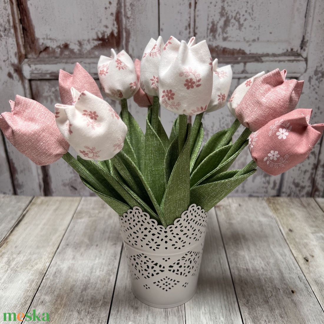 Textil tulipán kaspóban /szett: 12 db/ ingyen ajándékkísérővel - otthon & életmód - dekoráció - virágdísz és tartó - csokor & virágdísz - Meska.hu Textil tulipán kaspóban /szett: 12 db/ ingyen ajándékkísérővel - otthon & életmód - dekoráció - virágdísz és tartó - csokor & virágdísz - Meska.hu