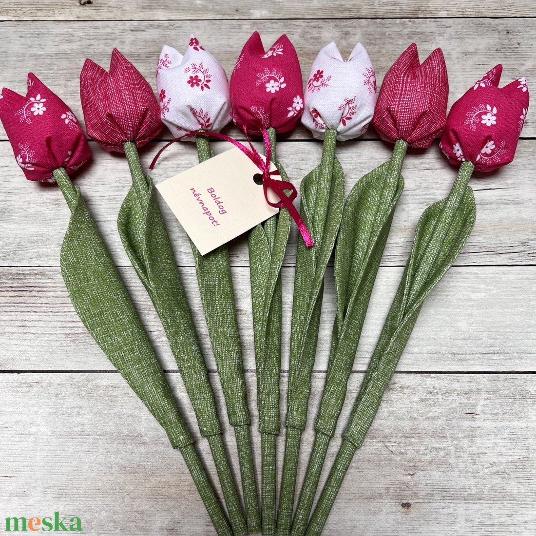 Névnapi textil tulipánok /szett: 7 db/ ajándékkártyával - otthon & életmód - dekoráció - virágdísz és tartó - csokor & virágdísz - Meska.hu Névnapi textil tulipánok /szett: 7 db/ ajándékkártyával - otthon & életmód - dekoráció - virágdísz és tartó - csokor & virágdísz - Meska.hu