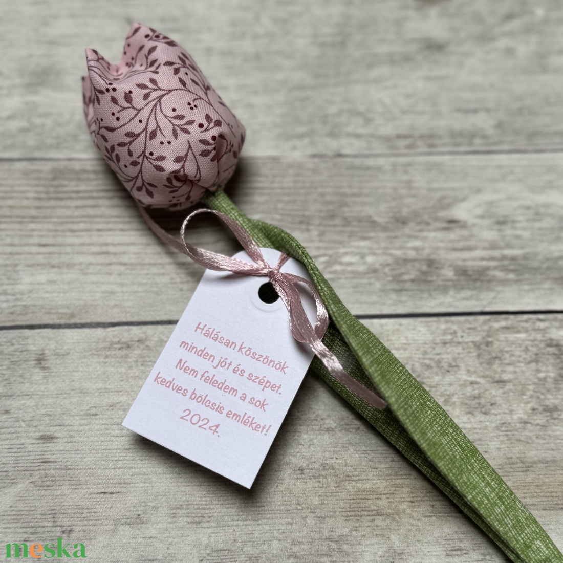Textil tulipán bölcsis búcsúajándék - otthon & életmód - dekoráció - virágdísz és tartó - csokor & virágdísz - Meska.hu Textil tulipán bölcsis búcsúajándék - otthon & életmód - dekoráció - virágdísz és tartó - csokor & virágdísz - Meska.hu
