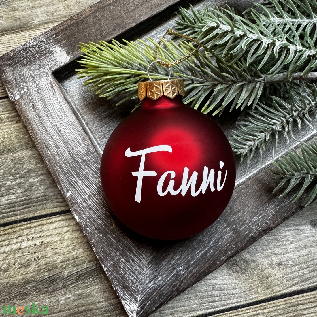 Egyedi karácsonyi gömb névvel - karácsony - karácsonyi lakásdekoráció - karácsonyfadíszek - Meska.hu