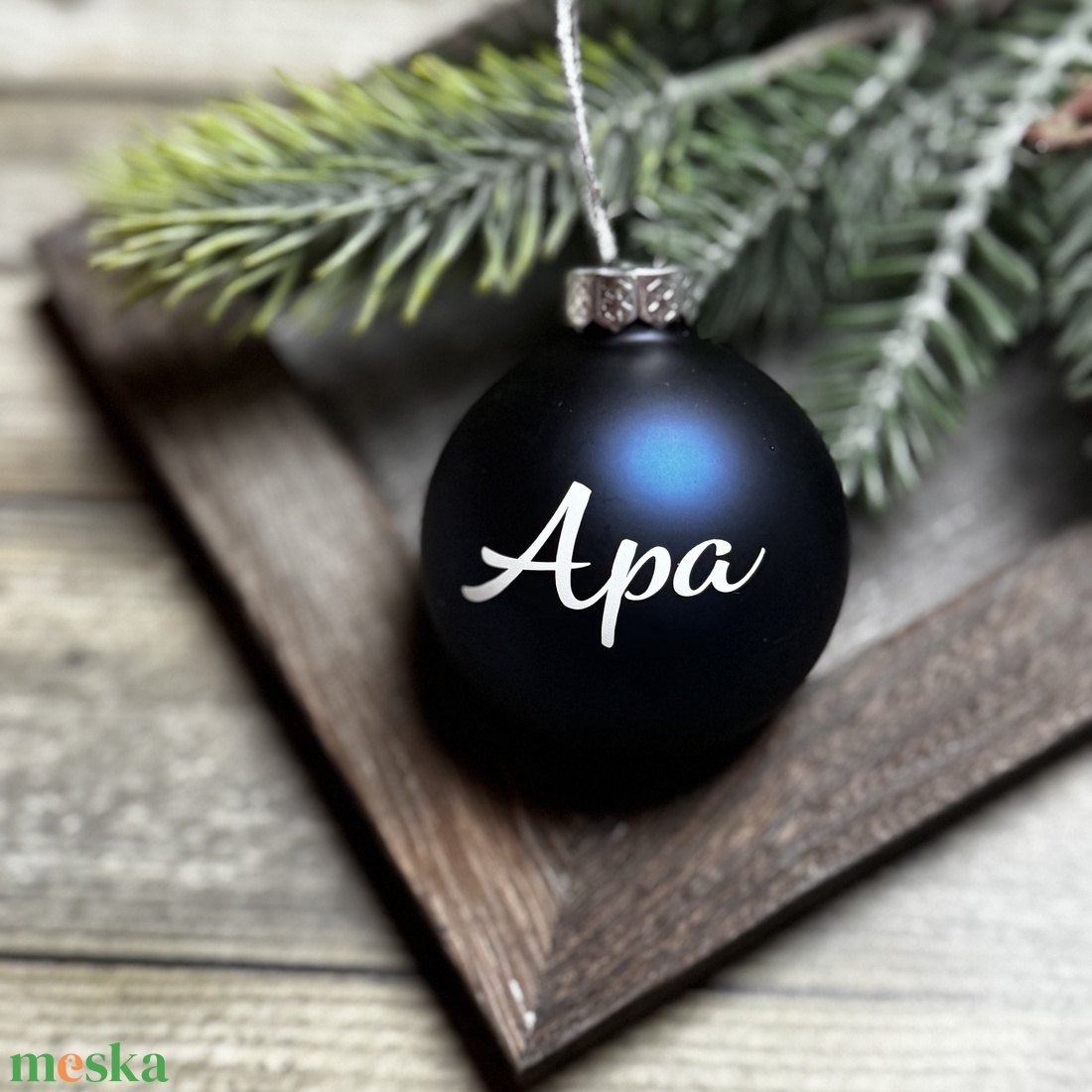 Egyedi karácsonyi gömb névvel - karácsony - karácsonyi lakásdekoráció - karácsonyfadíszek - Meska.hu