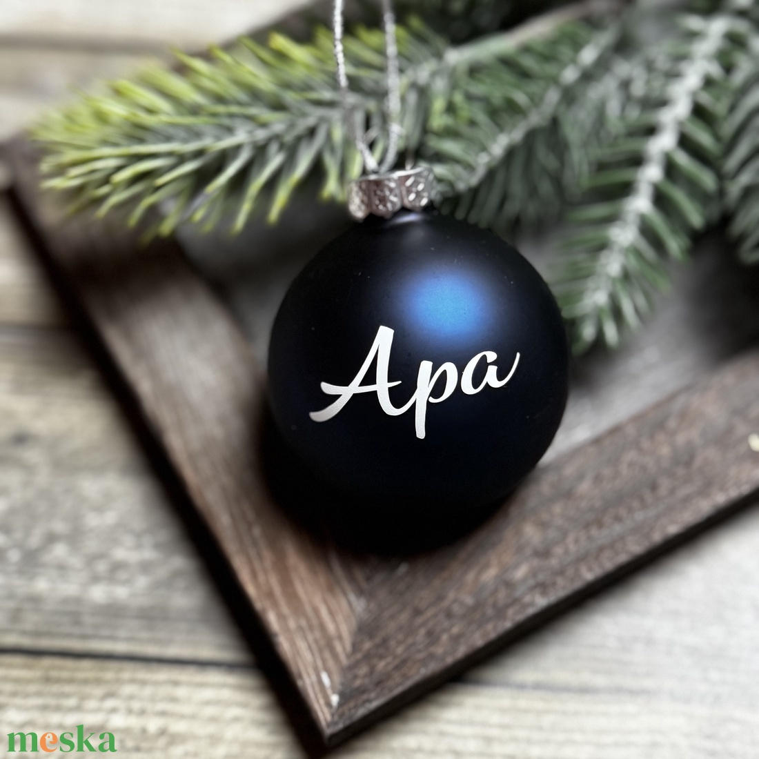 Egyedi karácsonyi gömb névvel - karácsony - karácsonyi lakásdekoráció - karácsonyfadíszek - Meska.hu
