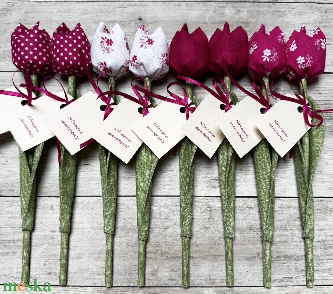 Nőnapi textil tulipánok / szett: 8 db/ ingyen ajándékkísérővel - otthon & életmód - dekoráció - virágdísz és tartó - csokor & virágdísz - Meska.hu Nőnapi textil tulipánok / szett: 8 db/ ingyen ajándékkísérővel - otthon & életmód - dekoráció - virágdísz és tartó - csokor & virágdísz - Meska.hu