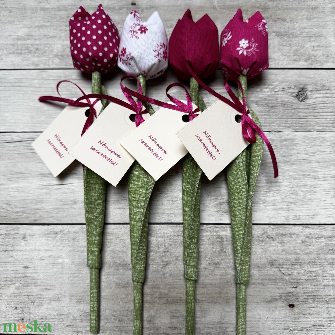 Nőnapi textil tulipánok / szett: 4 db/ ingyen ajándékkísérővel - otthon & életmód - dekoráció - virágdísz és tartó - csokor & virágdísz - Meska.hu