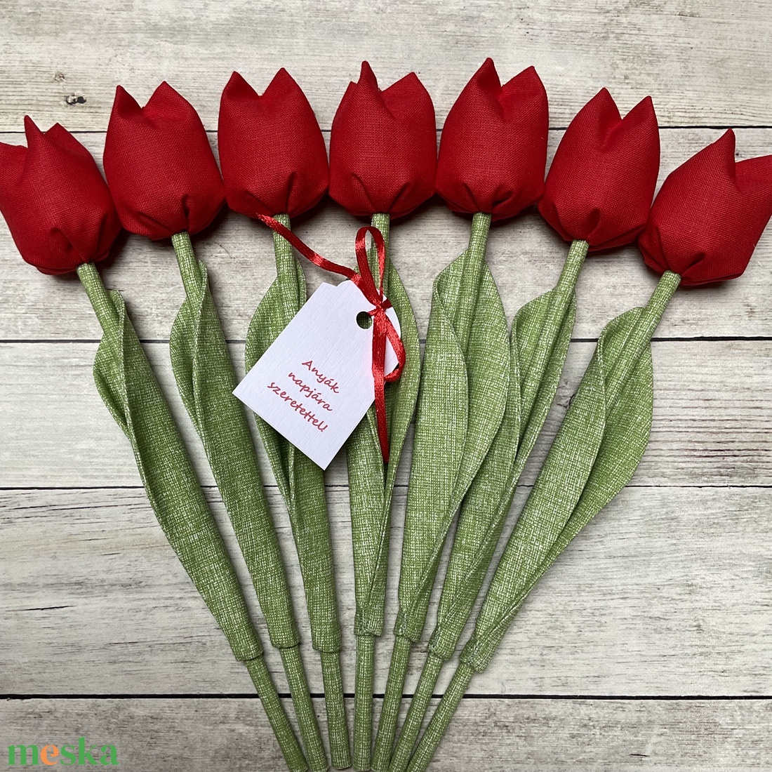 Anyák napi textil tulipánok / szett: 7 db/ ingyen ajándékkísérővel - otthon & életmód - dekoráció - virágdísz és tartó - csokor & virágdísz - Meska.hu Anyák napi textil tulipánok / szett: 7 db/ ingyen ajándékkísérővel - otthon & életmód - dekoráció - virágdísz és tartó - csokor & virágdísz - Meska.hu