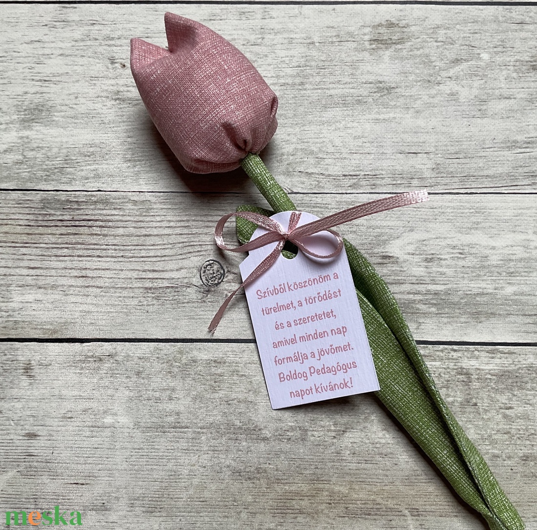 Textil tulipán- pedagógusnapra - otthon & életmód - dekoráció - virágdísz és tartó - csokor & virágdísz - Meska.hu Textil tulipán- pedagógusnapra - otthon & életmód - dekoráció - virágdísz és tartó - csokor & virágdísz - Meska.hu