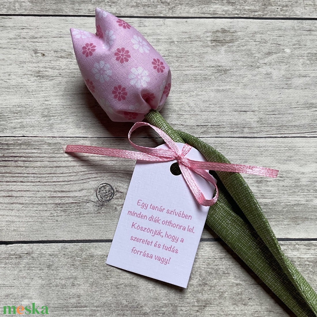 Textil tulipán- pedagógusnapra - otthon & életmód - dekoráció - virágdísz és tartó - csokor & virágdísz - Meska.hu Textil tulipán- pedagógusnapra - otthon & életmód - dekoráció - virágdísz és tartó - csokor & virágdísz - Meska.hu