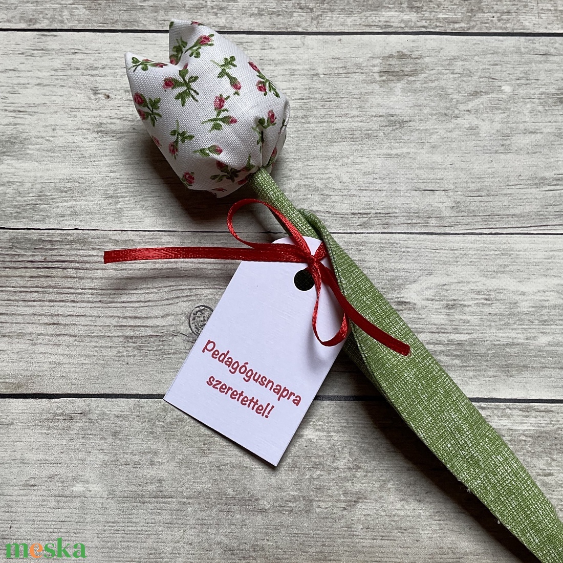 Textil tulipán- pedagógusnapra - otthon & életmód - dekoráció - virágdísz és tartó - csokor & virágdísz - Meska.hu Textil tulipán- pedagógusnapra - otthon & életmód - dekoráció - virágdísz és tartó - csokor & virágdísz - Meska.hu