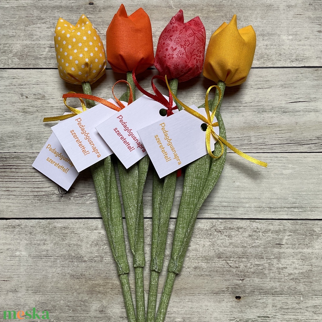 Textil tulipán /szett: 4 db/ pedagógusnapra - otthon & életmód - dekoráció - virágdísz és tartó - csokor & virágdísz - Meska.hu Textil tulipán /szett: 4 db/ pedagógusnapra - otthon & életmód - dekoráció - virágdísz és tartó - csokor & virágdísz - Meska.hu