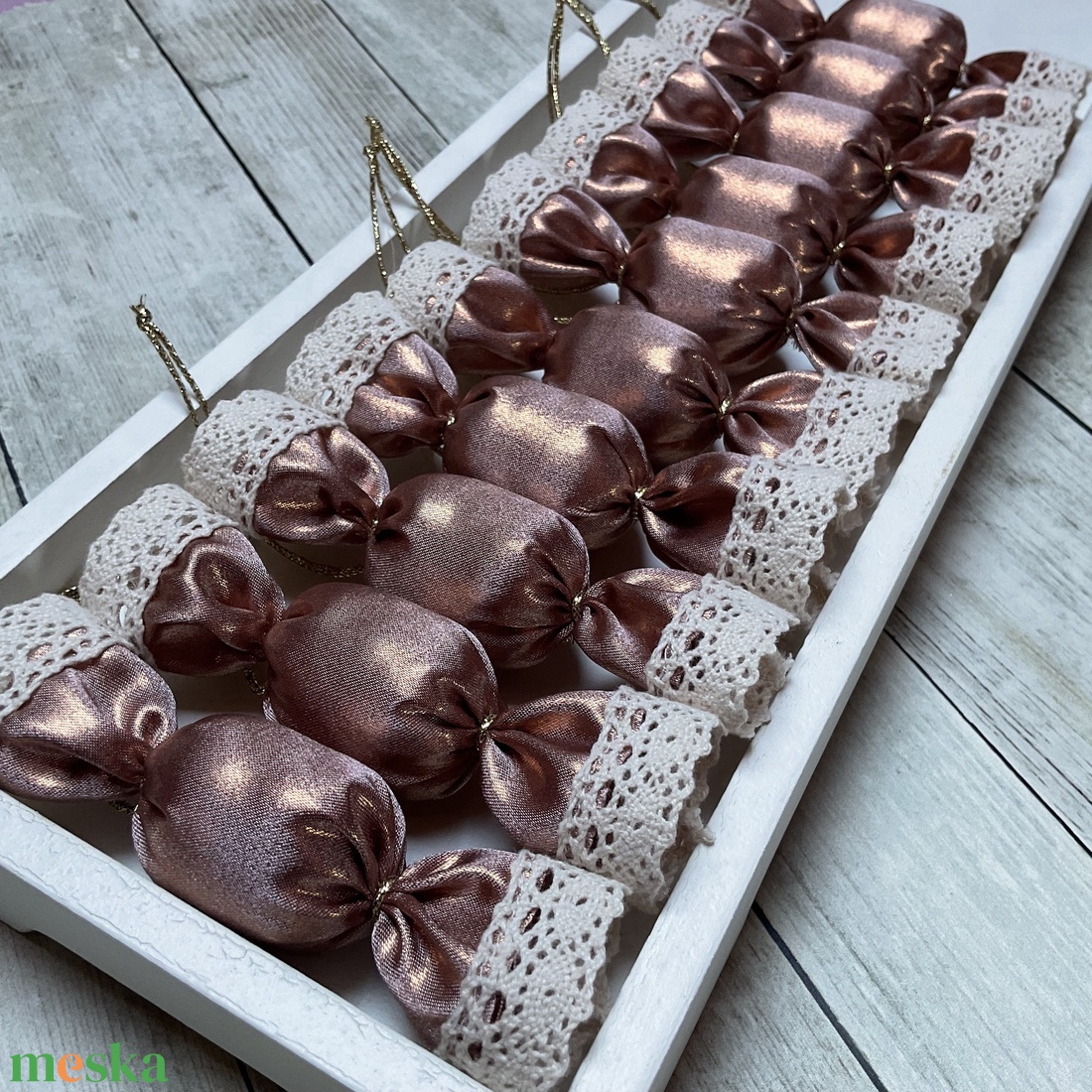 Textil szaloncukor /szett: 10 db/ - karácsony - karácsonyi lakásdekoráció - karácsonyfadíszek - Meska.hu