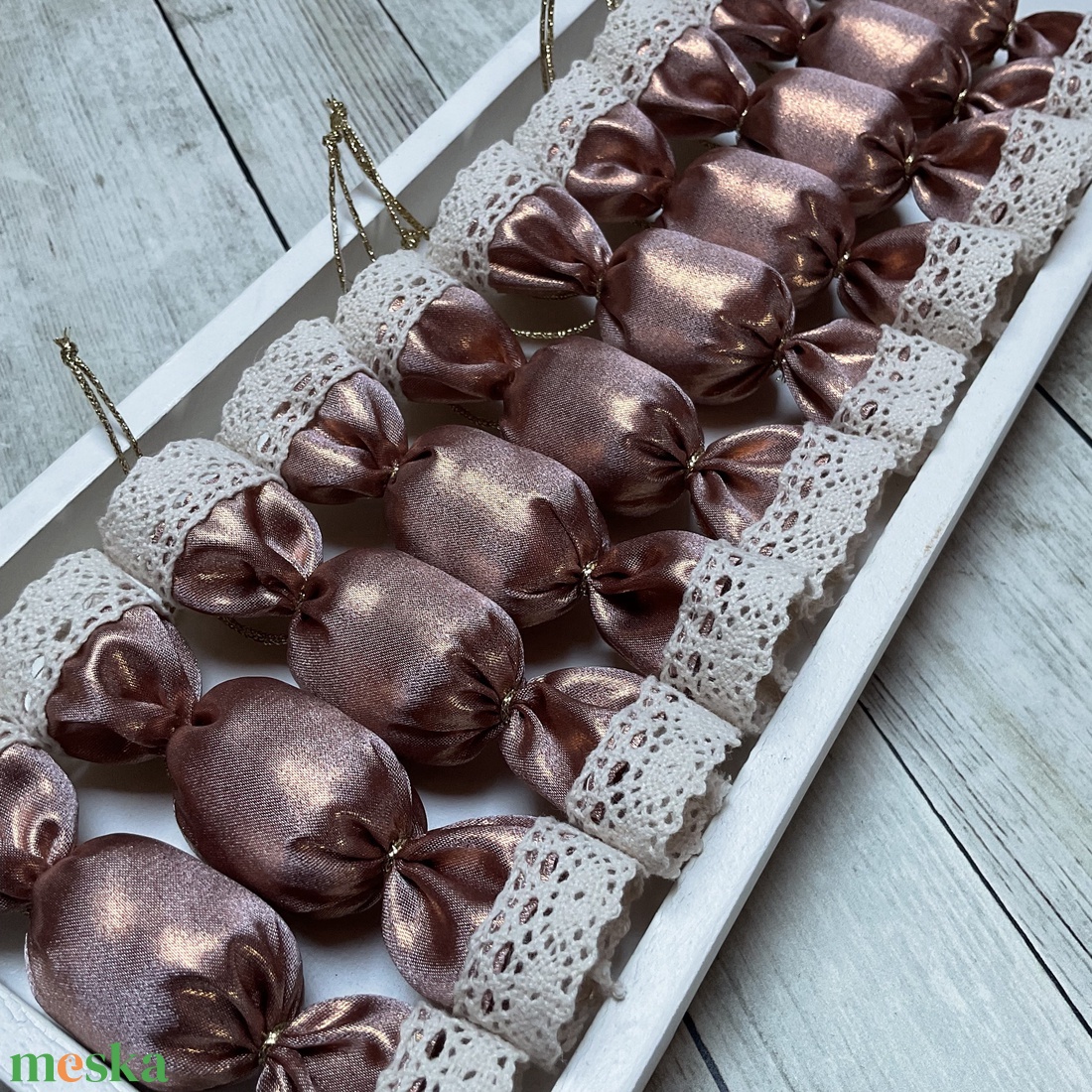 Textil szaloncukor /szett: 10 db/ - karácsony - karácsonyi lakásdekoráció - karácsonyfadíszek - Meska.hu