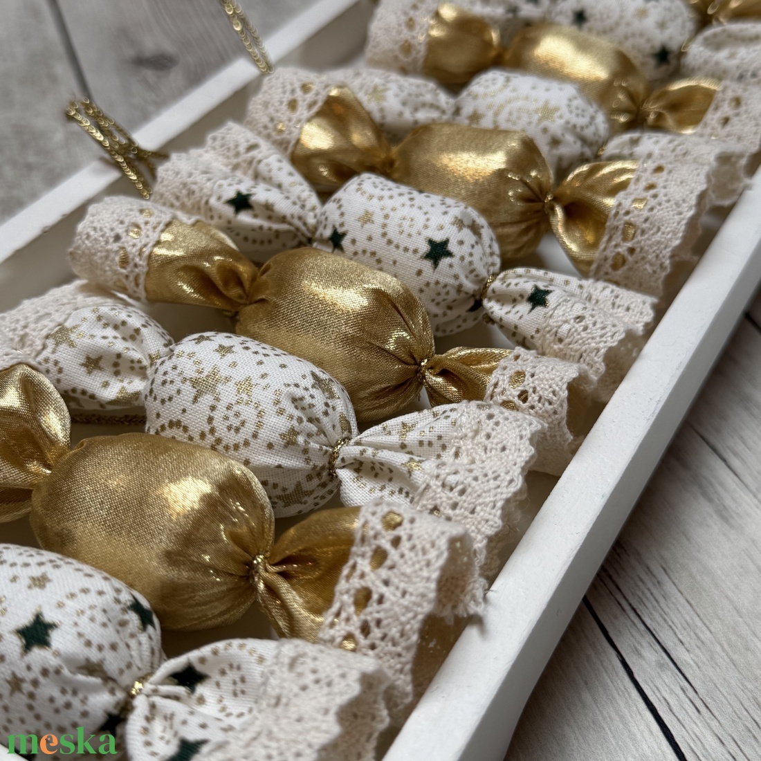 Textil szaloncukor /szett: 10 db/ - karácsony - karácsonyi lakásdekoráció - karácsonyfadíszek - Meska.hu