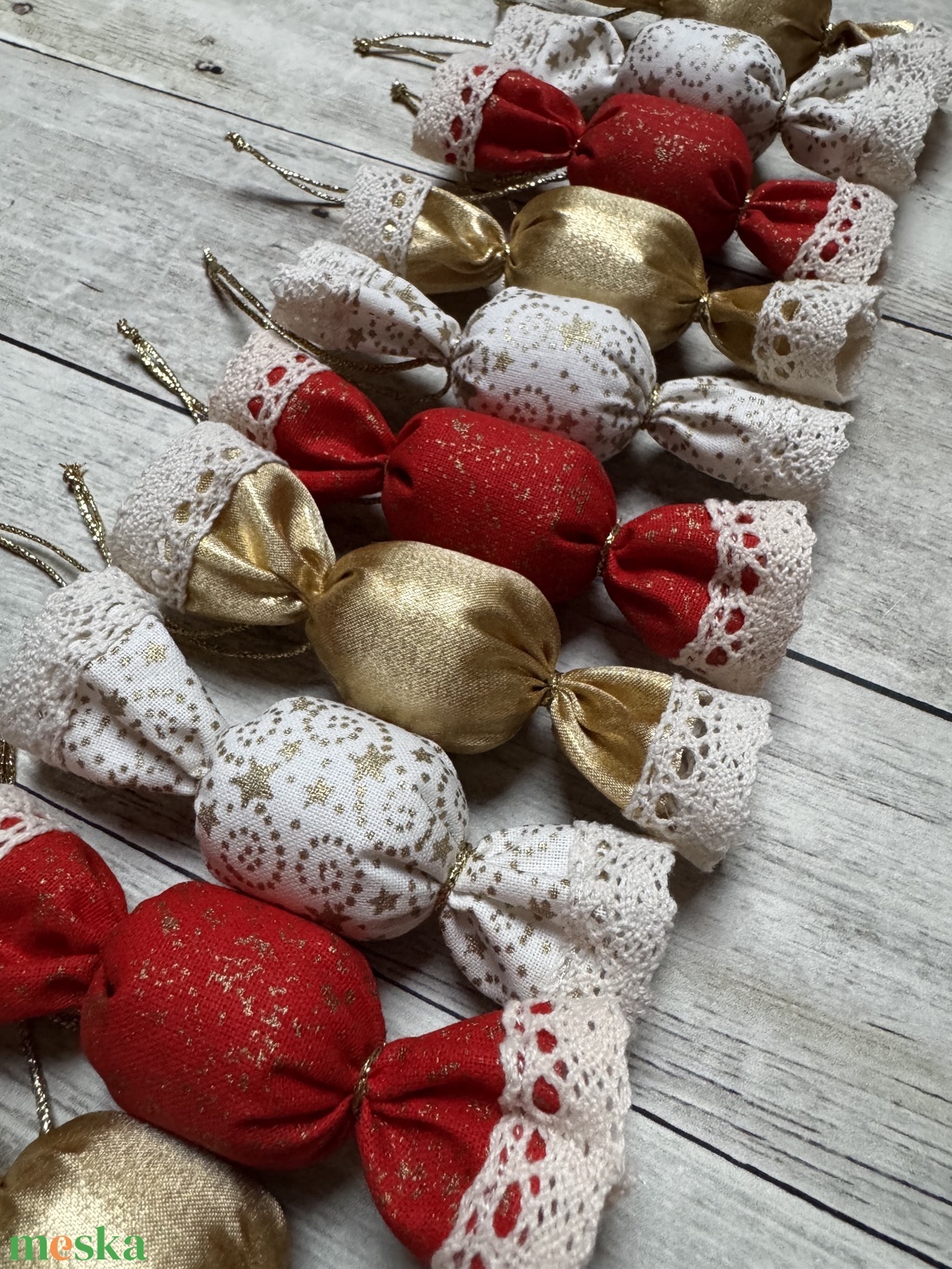 Textil szaloncukor /szett: 10 db/ - karácsony - karácsonyi lakásdekoráció - karácsonyfadíszek - Meska.hu