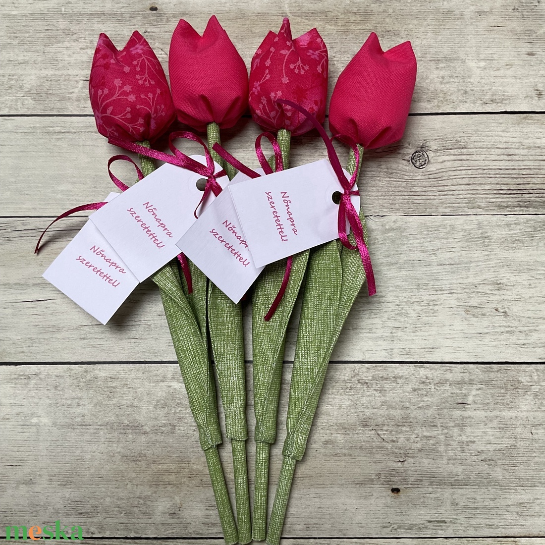 Nőnapi textil tulipánok / szett: 4 db/ ingyen ajándékkísérővel - otthon & életmód - dekoráció - Meska.hu