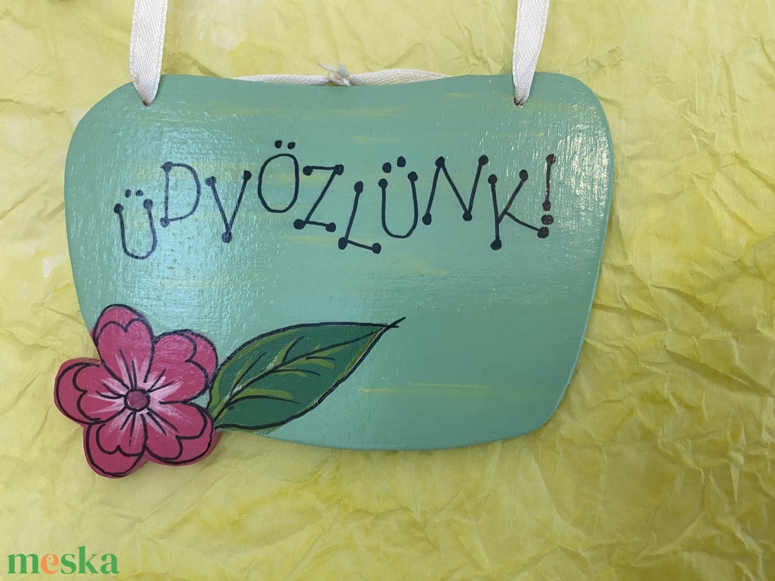 Virágos ajtótábla-kézzel festett - otthon & életmód - dekoráció - ajtó- és ablak dekoráció - ablakdísz - Meska.hu