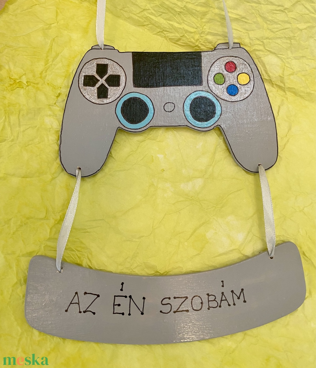 Fiús gyerekszoba tábla, konzol - otthon & életmód - dekoráció - ajtó- és ablak dekoráció - ablakdísz - Meska.hu