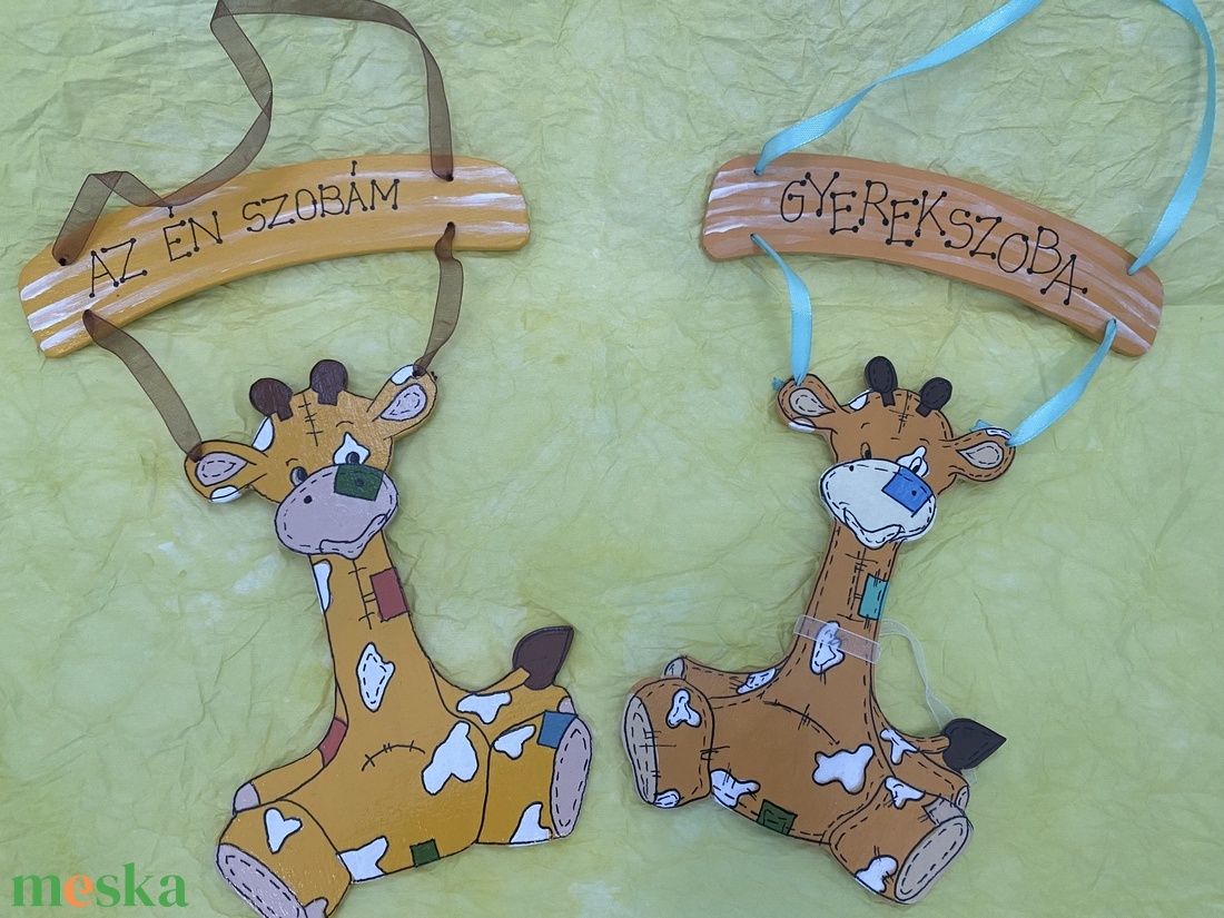 Zsiráfos gyerekszpba tábla - otthon & életmód - dekoráció - ajtó- és ablak dekoráció - ajtótábla - Meska.hu