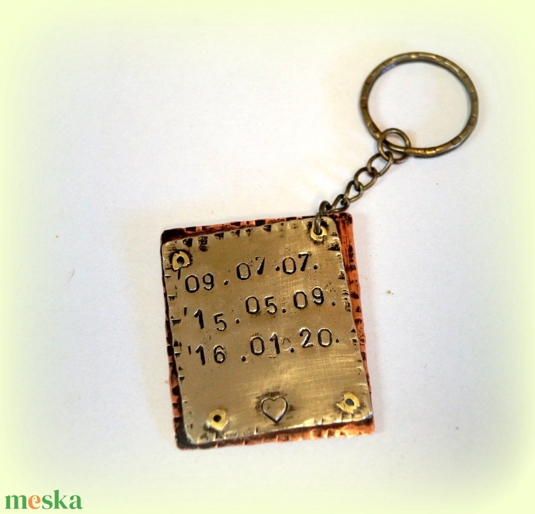  Kétoldalas kulcstartó férfiaknak  - táska & tok - kulcstartó & táskadísz - kulcstartó - Meska.hu