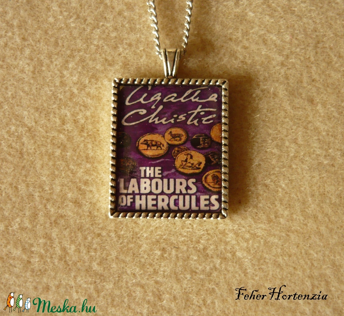 Agatha Christie: Herkules munkái (nyaklánc, 22x27 mm) -  - Meska.hu