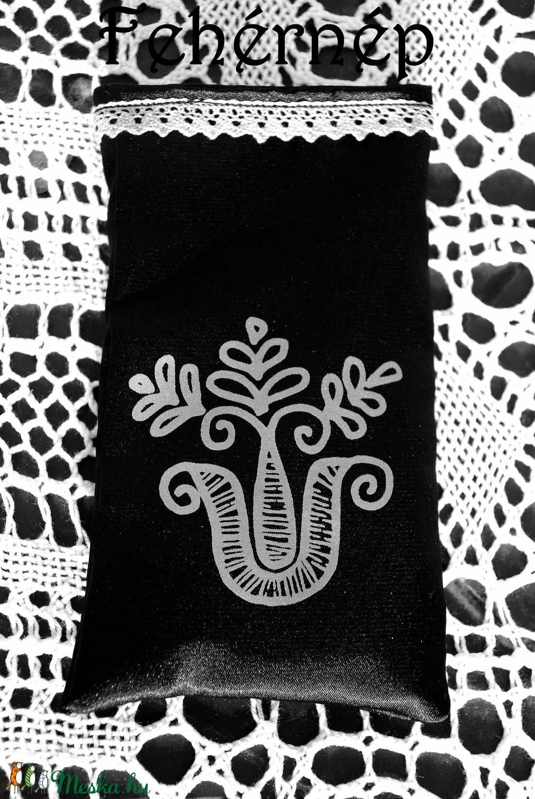 Selyemszatén mobiltok fekete -  - Meska.hu