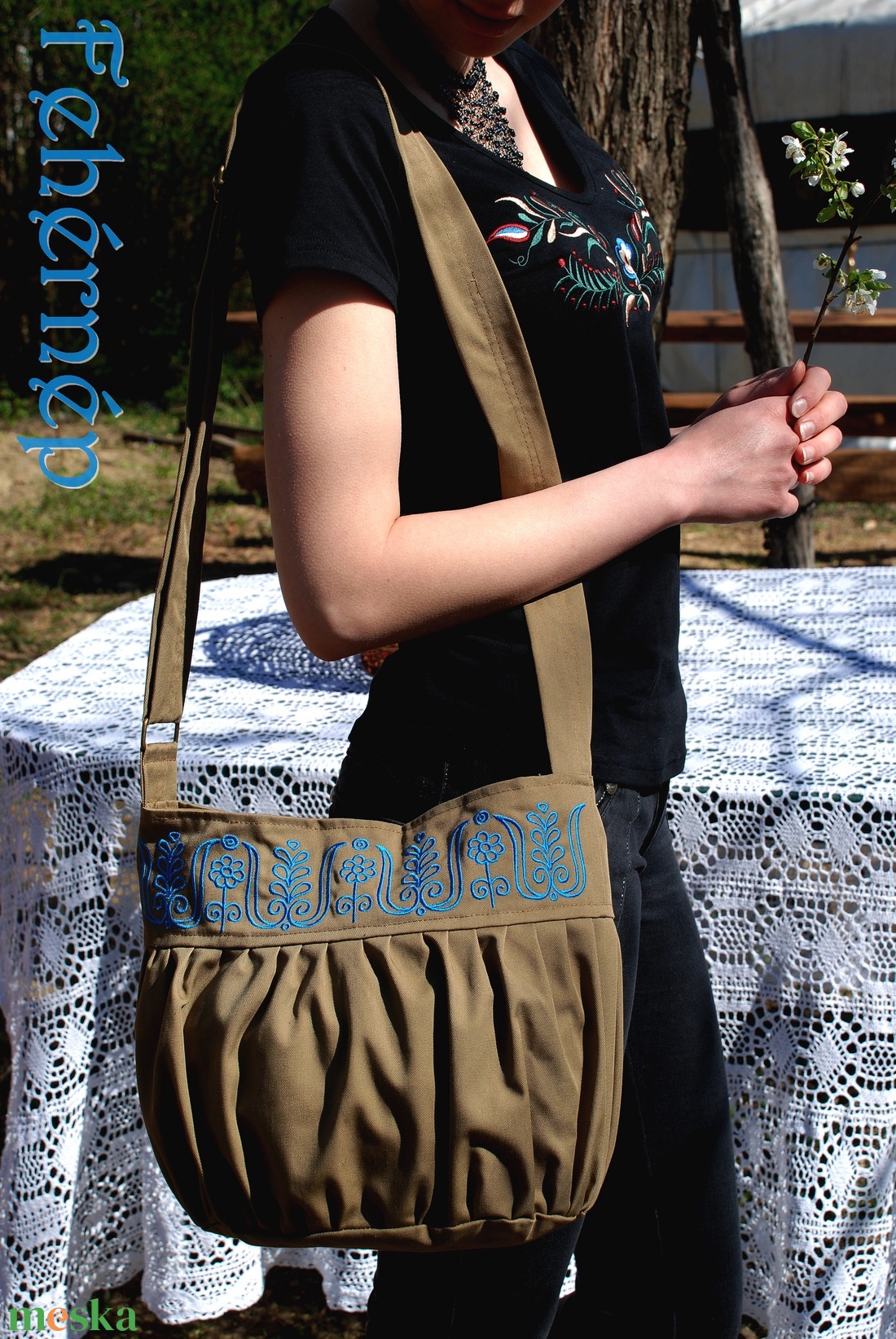 Kalotaszegi Szépasszony buggyos táskája (barna-türkiz) - táska & tok - kézitáska & válltáska - vállon átvethető táska - Meska.hu