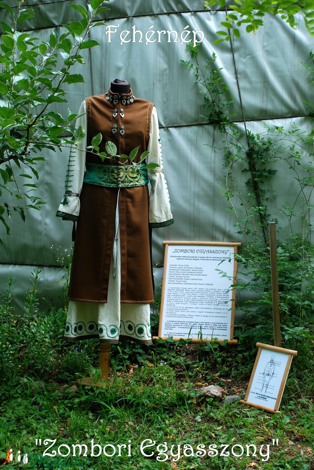 ZOMBORI EGYASSZONY -  - Meska.hu