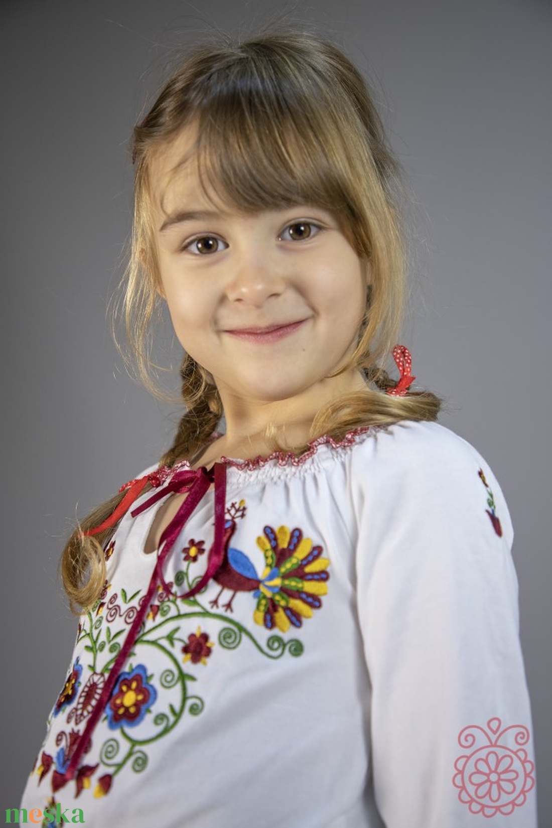 Rábaközi Leányka szalagos blúz fehér HU - ruha & divat - babaruha & gyerekruha - ing, blúz - Meska.hu Rábaközi Leányka szalagos blúz fehér HU - ruha & divat - babaruha & gyerekruha - ing, blúz - Meska.hu