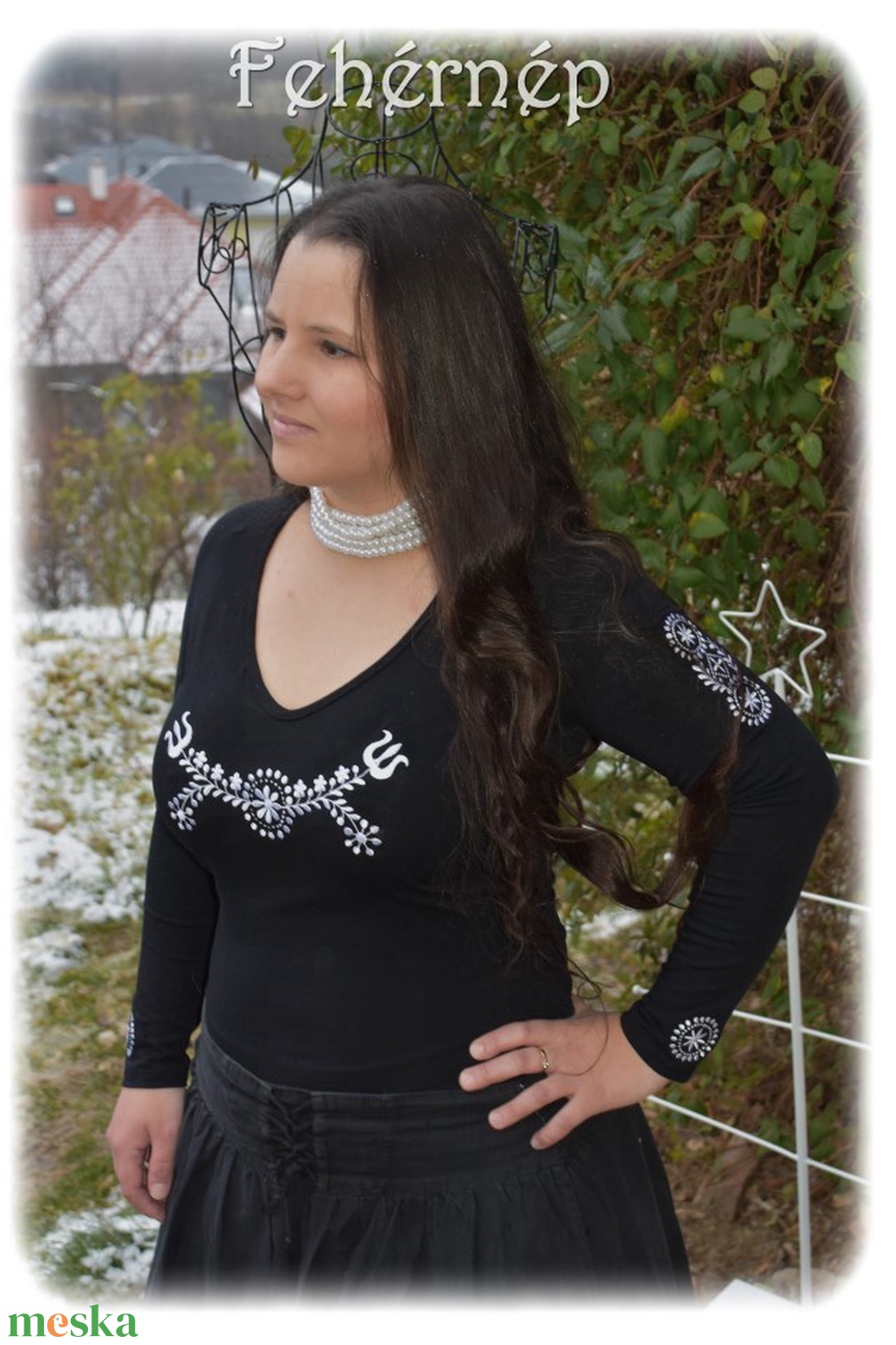 Zalai Ragyogó: fehérhímzéssel díszített felső - fekete HU - ruha & divat - női ruha - pulóver & kardigán - Meska.hu