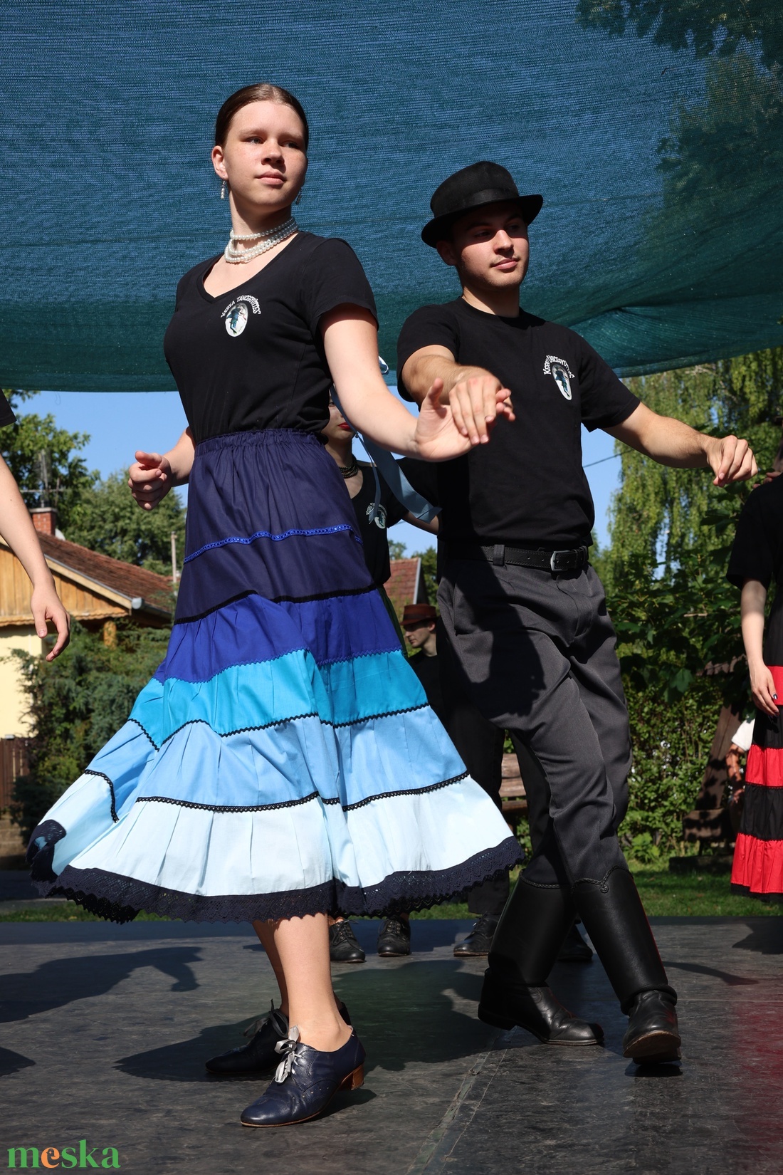 Vidéki szoknya � kék árnyalatos - ruha & divat - női ruha - szoknya - Meska.hu