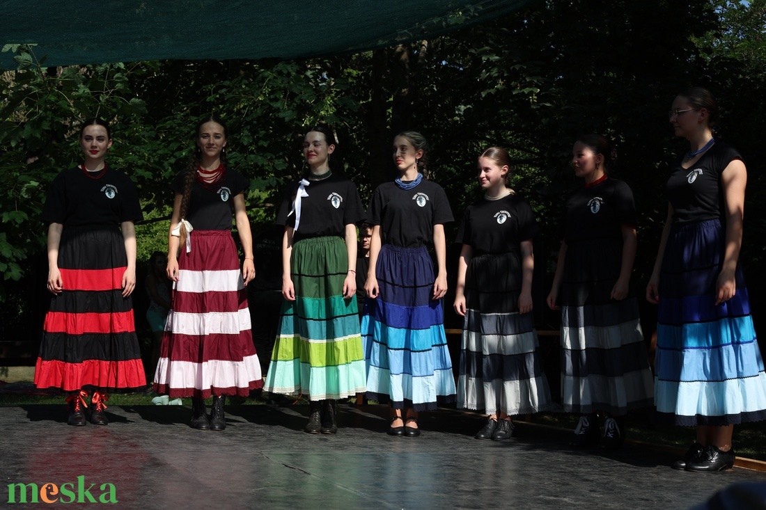 Vidéki szoknya � szürke árnyalatos - ruha & divat - női ruha - szoknya - Meska.hu