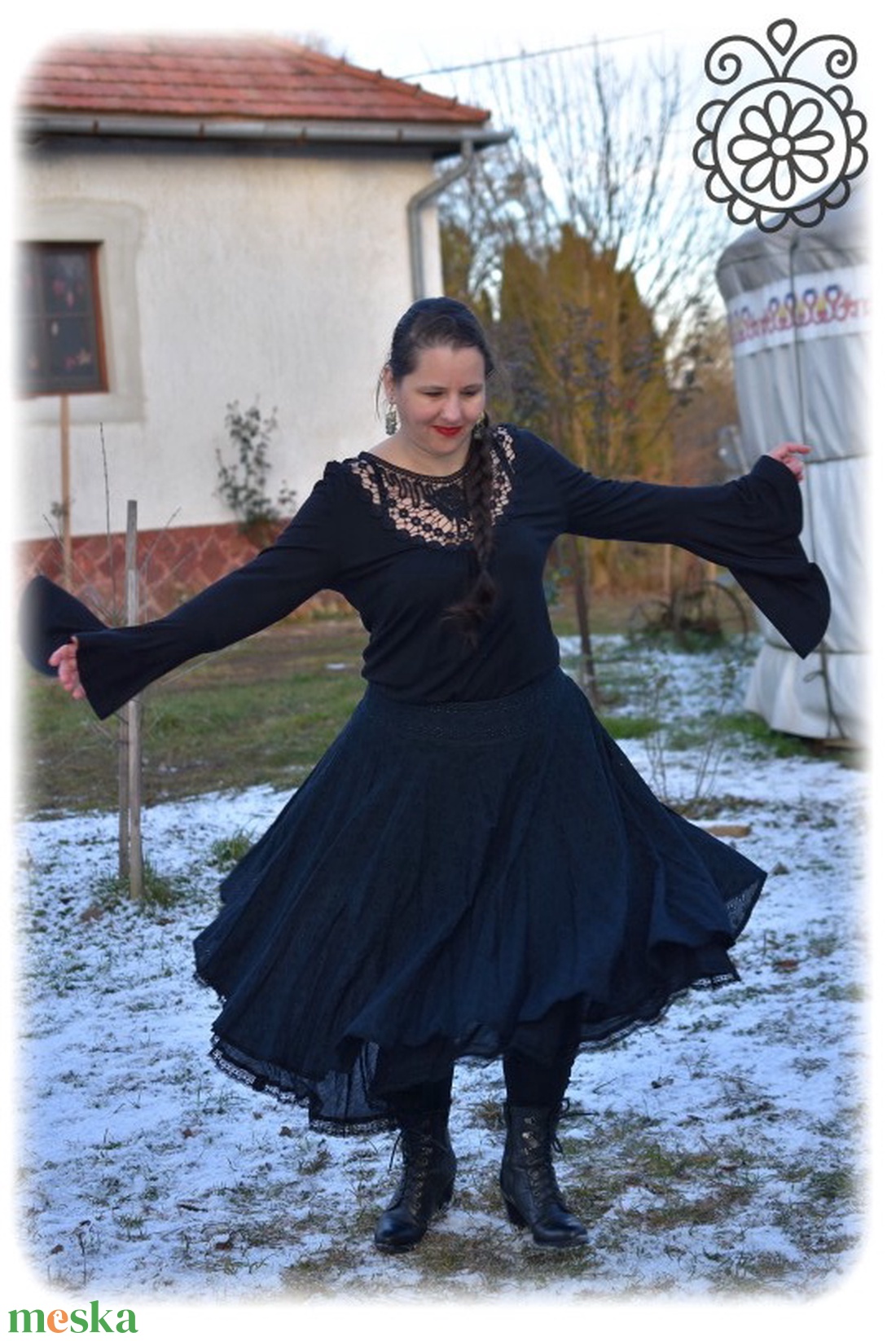 Madeira-géz, dupla rétegű körloknis szoknya � fekete - ruha & divat - női ruha - szoknya - Meska.hu