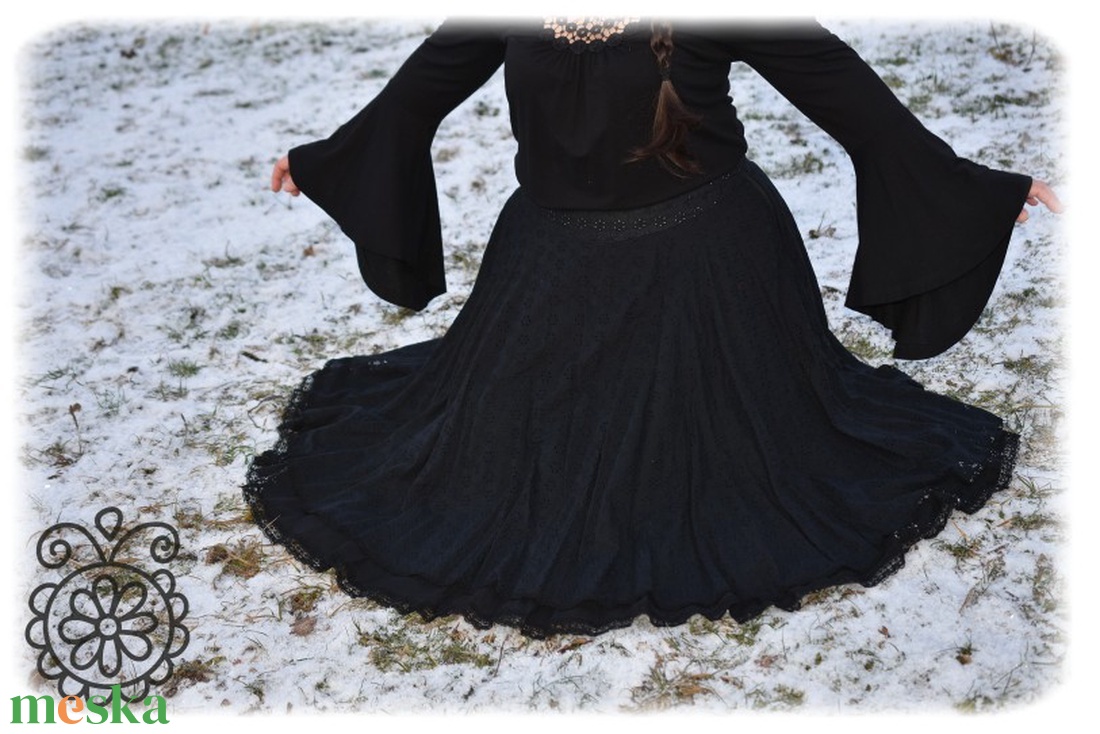 Madeira-géz, dupla rétegű körloknis szoknya � fekete - ruha & divat - női ruha - szoknya - Meska.hu