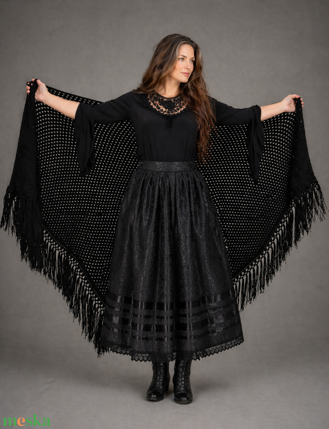 Kánya szoknya � fekete brokát - ruha & divat - női ruha - szoknya - Meska.hu