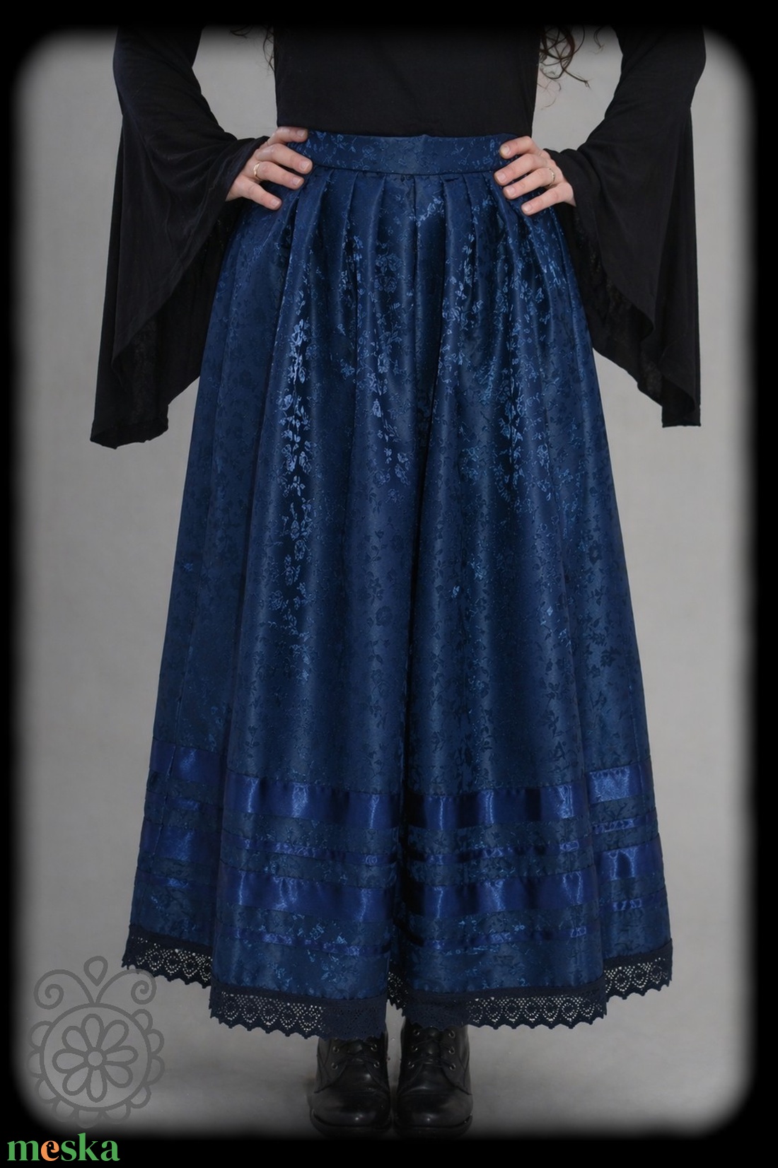 Kánya szoknya � kék brokát - ruha & divat - női ruha - szoknya - Meska.hu